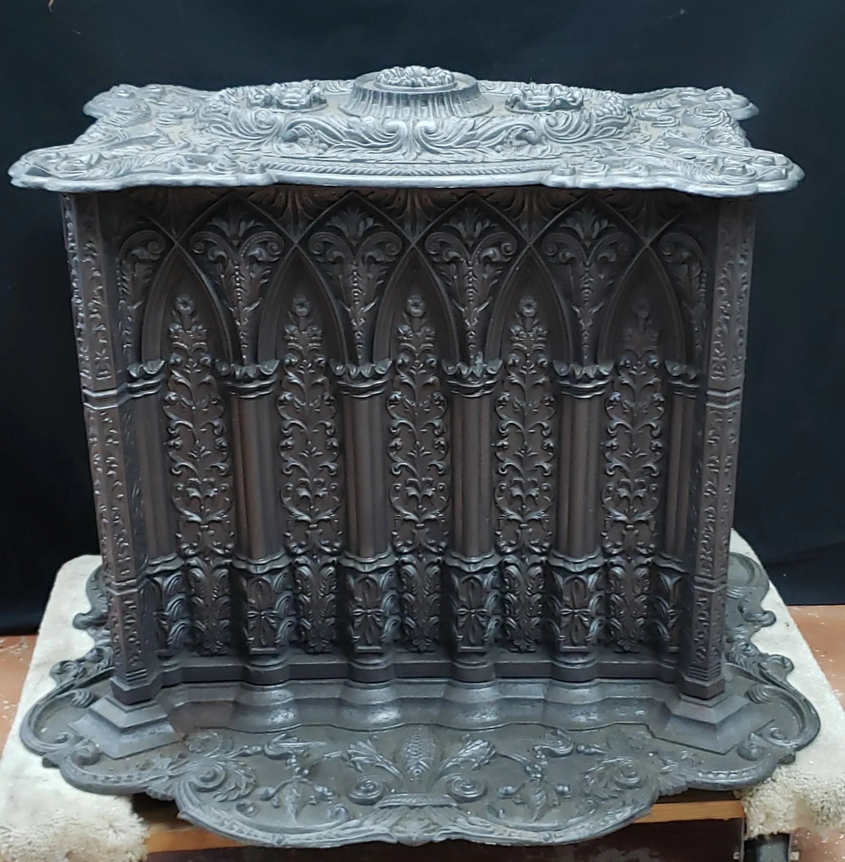 1845 Victorian Atwood Cole & Crane Cast Iron Parlor Stove #2 GA9650