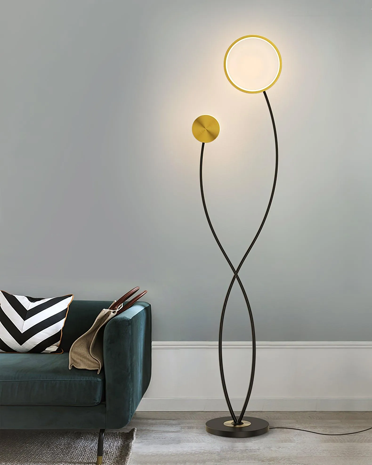 Arrival Floor Lamp