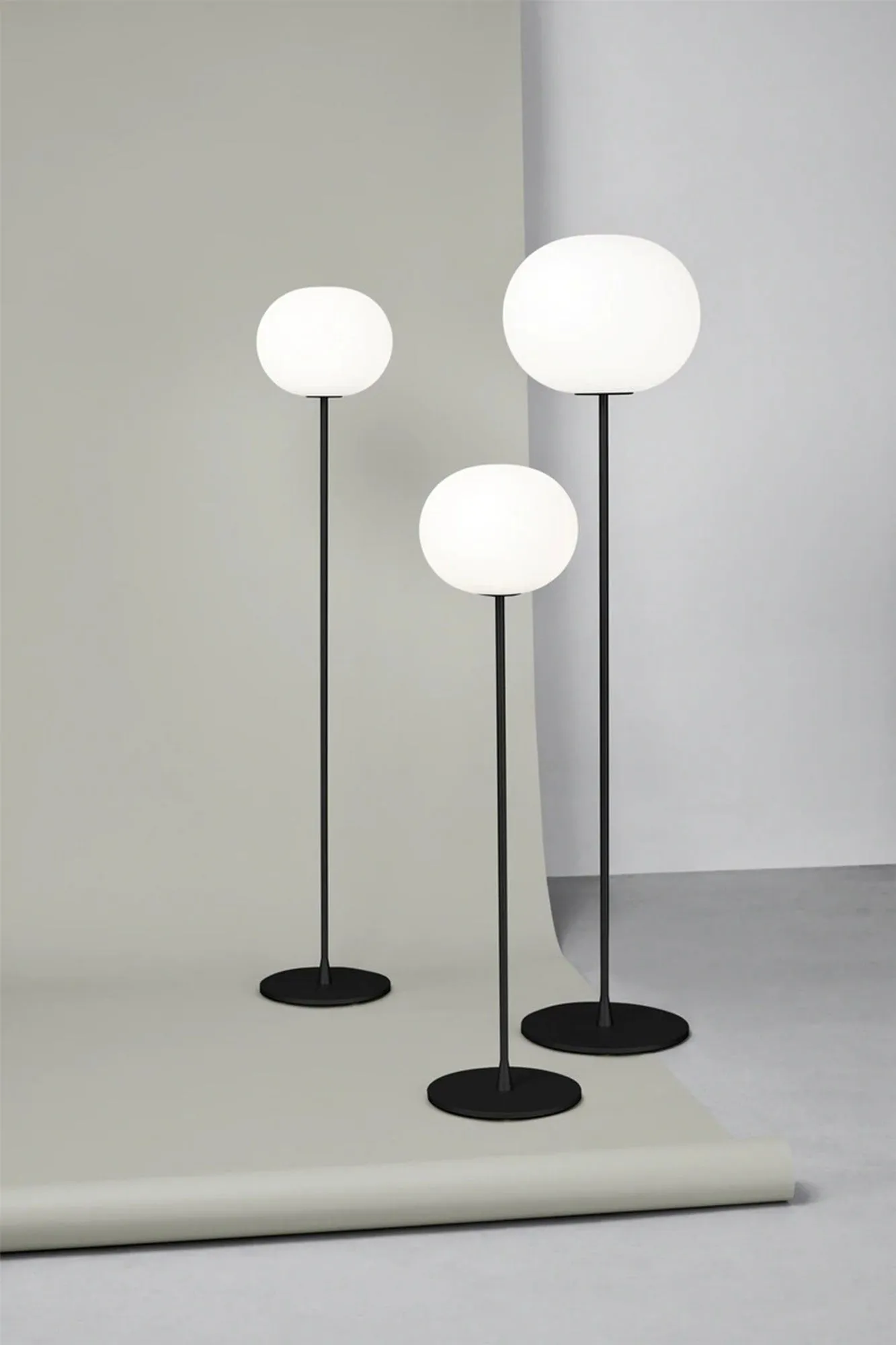 Glo-Ball - Dimmable Floor Lamp