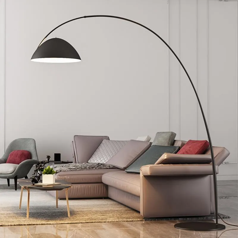 Pluma Floor Lamp