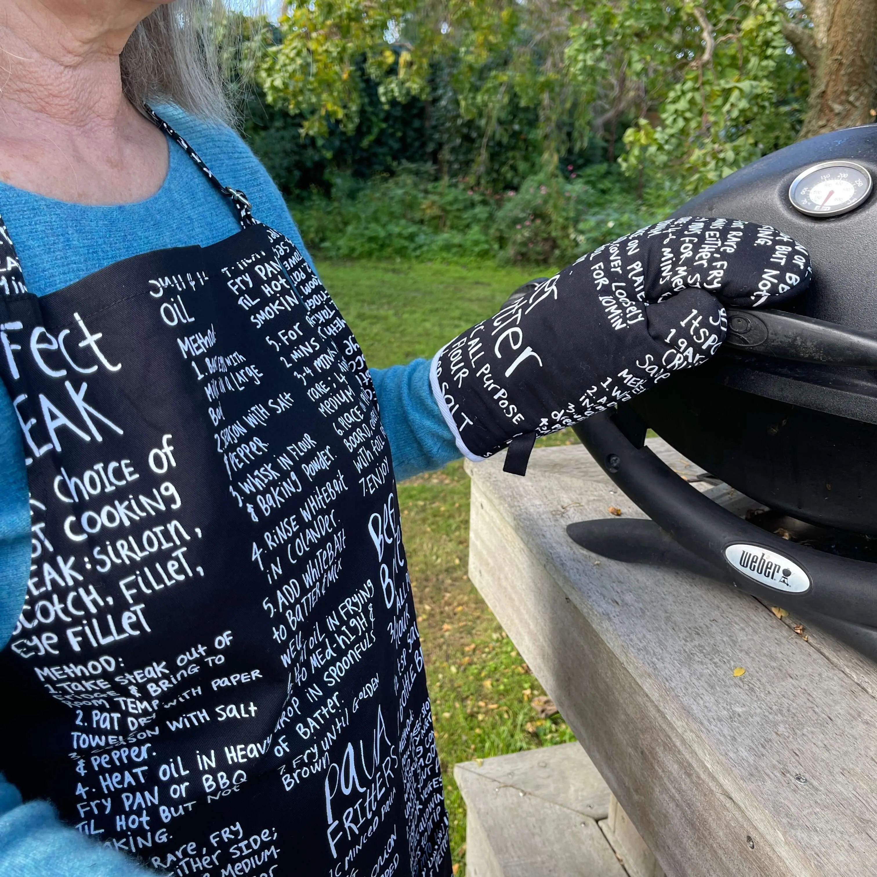 Recipes Apron & Mitt Set - Black