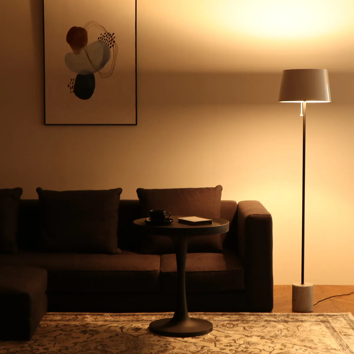 Simple - Elegant　Steel Shade Floor Lamp