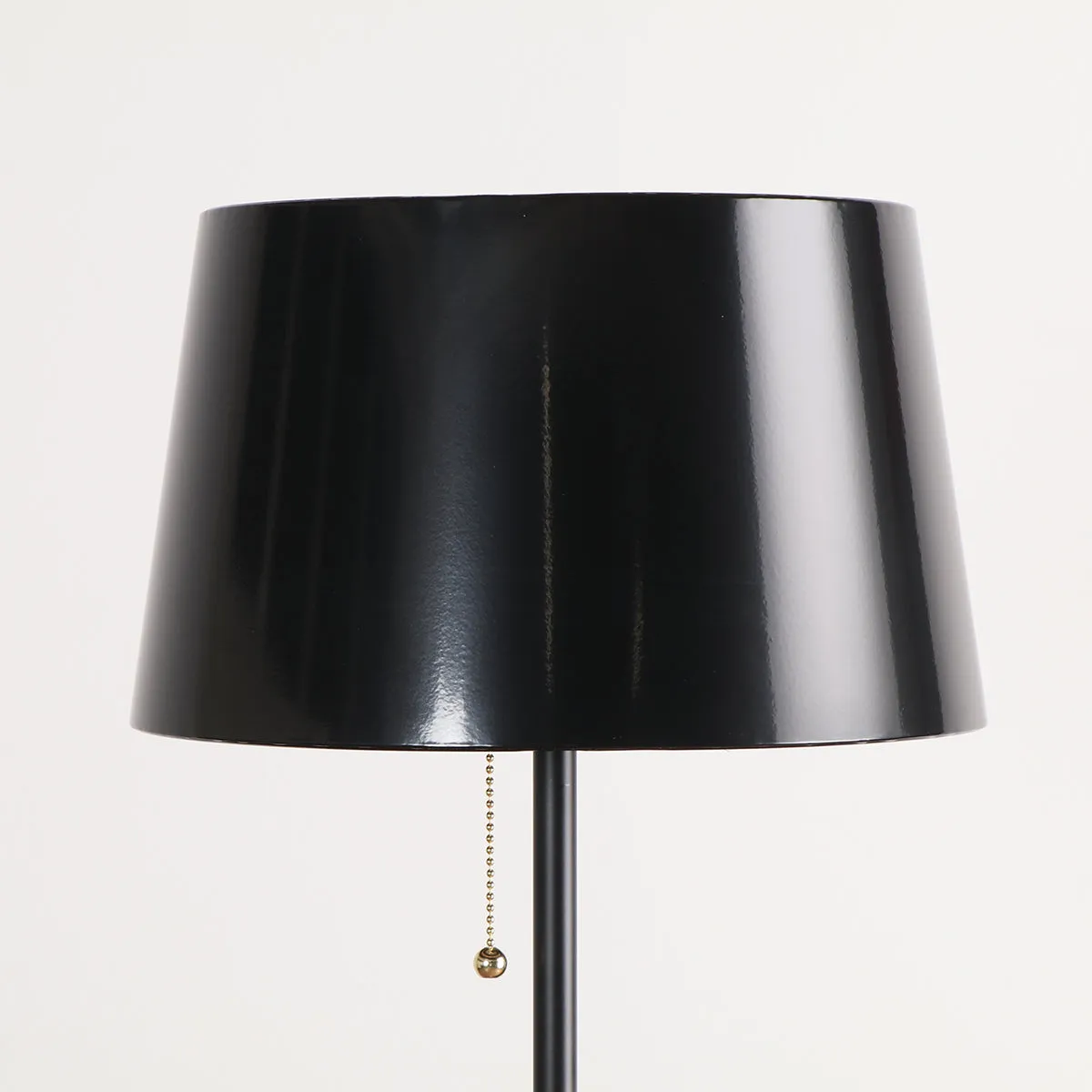 Simple - Elegant　Steel Shade Floor Lamp